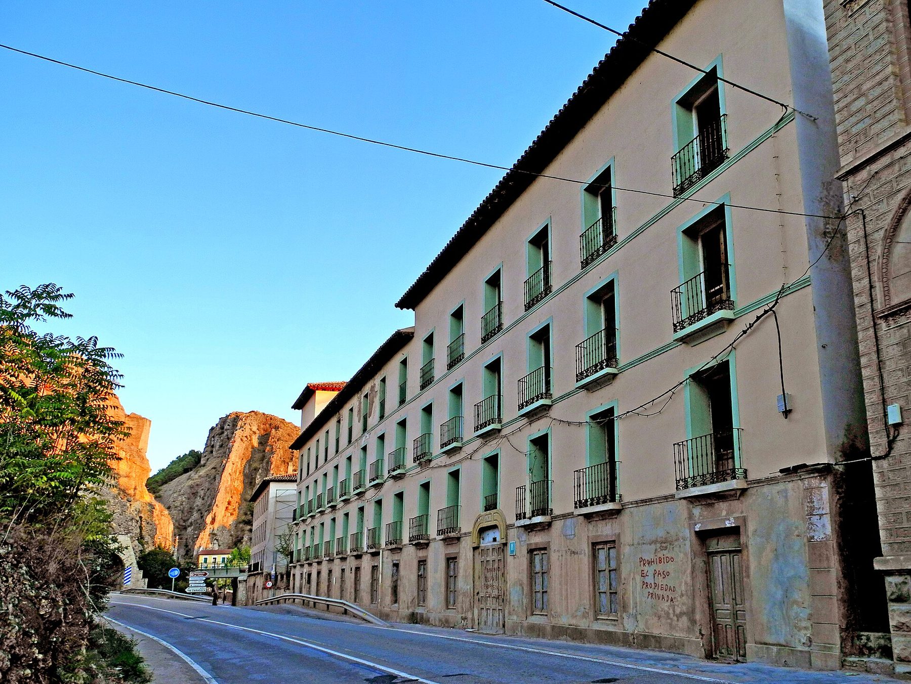 Spa buildings at Alhama de Aragón