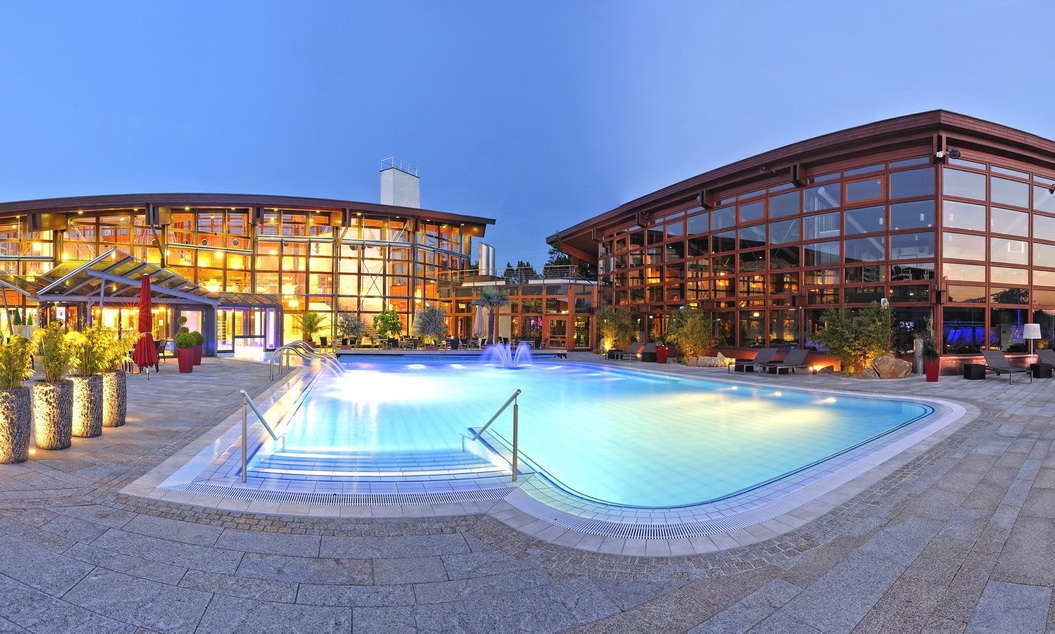 Thermal brine pools at the Obermain Therme, Bad Staffelstein