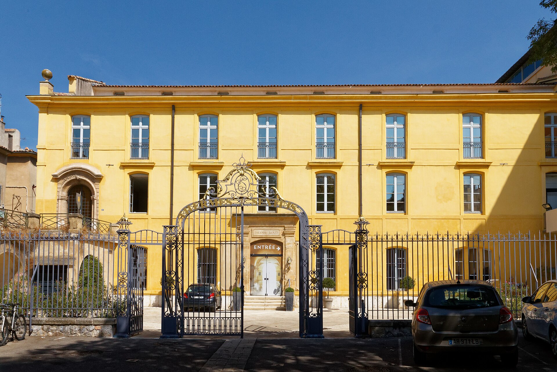 The entrance building of Thermes Sextius in Aix-en-Provence